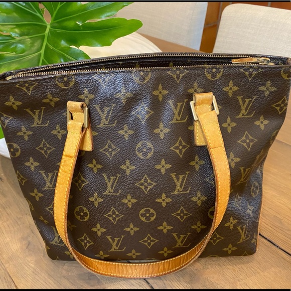 Authentic Louis Vuitton bag- oldie but goodie - Picture 1 of 8
